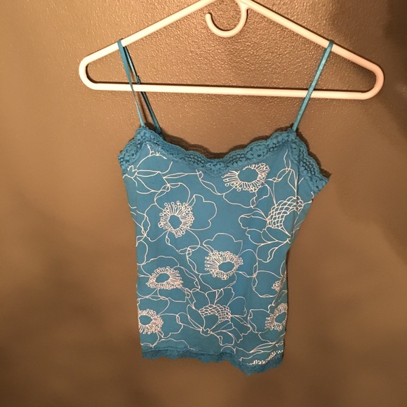 Aeropostale Tops - 💙Aeropostale Blue floral tank top💙